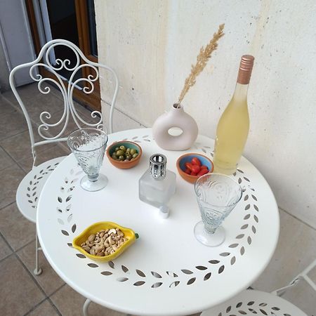 Private Room In Cozy Homestay - Line 14, Direct Access To Paris - Airport Orly シュビイ・ラリュ エクステリア 写真