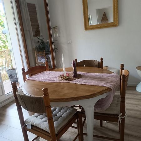 Private Room In Cozy Homestay - Line 14, Direct Access To Paris - Airport Orly シュビイ・ラリュ エクステリア 写真